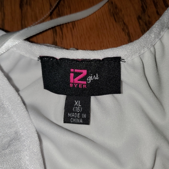 NWT IZ Beyer white xl size 16.girls top. - Picture 4 of 6